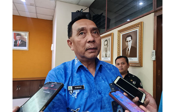 Bambang Pulunggono, Direktur PDAM Kota Magelang .