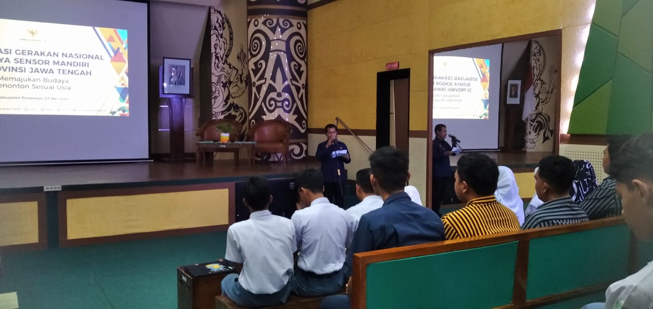Sosialisasi terkait gerakan nasional&nbsp; budaya sensor Mandiri oleh Lembaga Sensor Film (LSF) di Kabupaten Purworejo pada Selasa (7/5).JIHAN ARON VAHERA/RADAR JOGJA