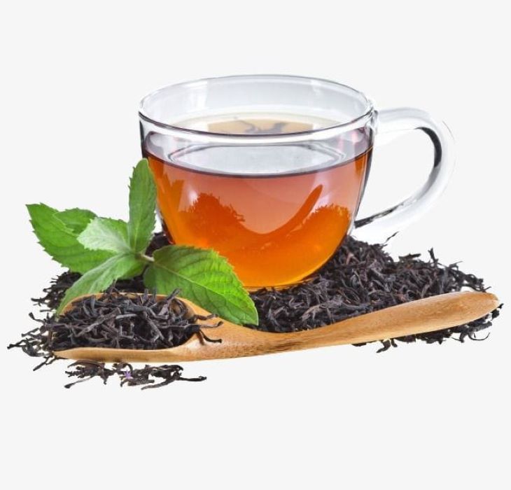 Teh hitam adalah salah satu minuman yang cukup populer di dunia dan telah dikonsumsi sejak lama karena berbagai manfaat kesehatannya.