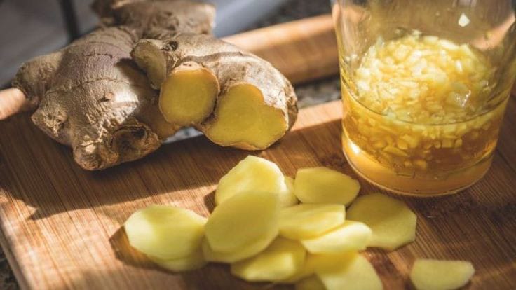 Jahe memiliki sifat anti-inflamasi dan dikenal efektif mengurangi batuk. (pinterest )