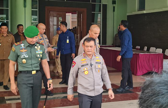 KOMITMEN: Kapolda Jateng Irjen Pol Ahmad Luthfi usai memimpin apel tiga pilar di gedung AH Nasution, Kota Magelang, Selasa (11/06/2024).&nbsp;NAILA NIHAYAH/RADAR JOGJA