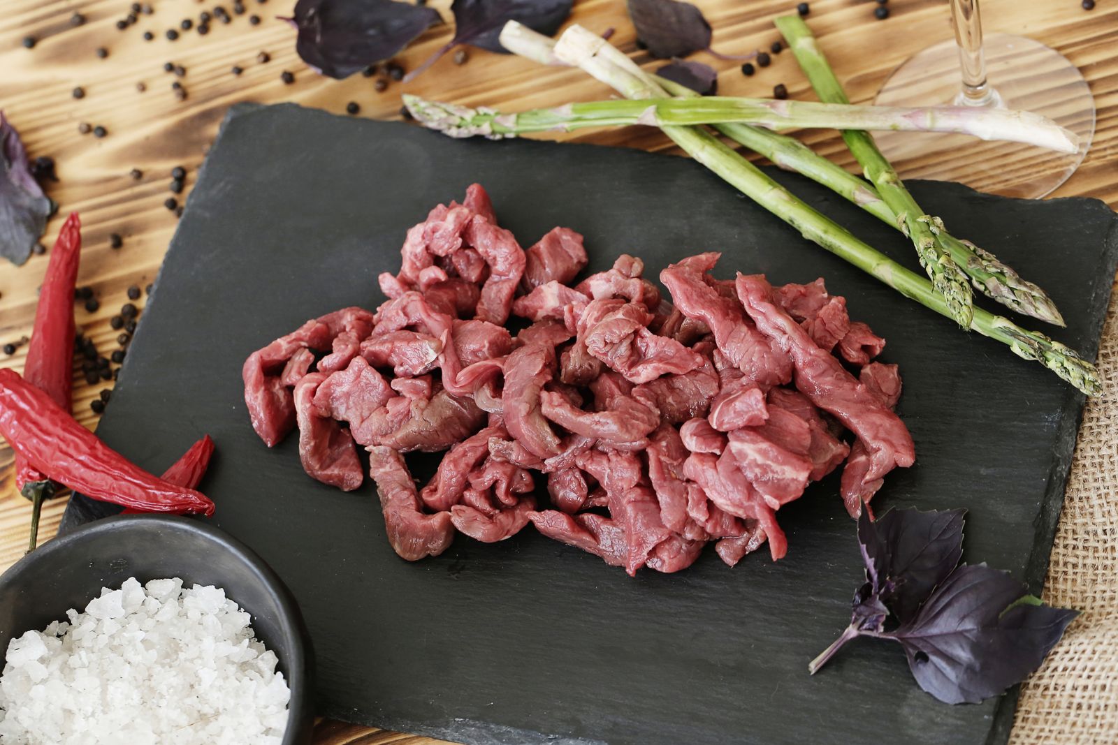 ilustrasi potongan daging kambing