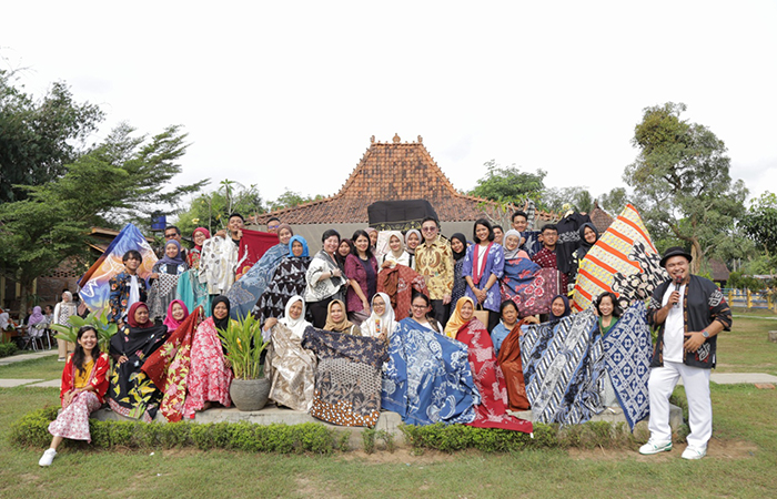 SIMBOLIS: UNESCO Jakarta meluncurkan program Cultivating Cultural Heritage for Sustainable Livelihoods bersama Reksa Dana BNP Paribas IDX30 Filantropi di Balkondes Wanurejo, Borobudur.