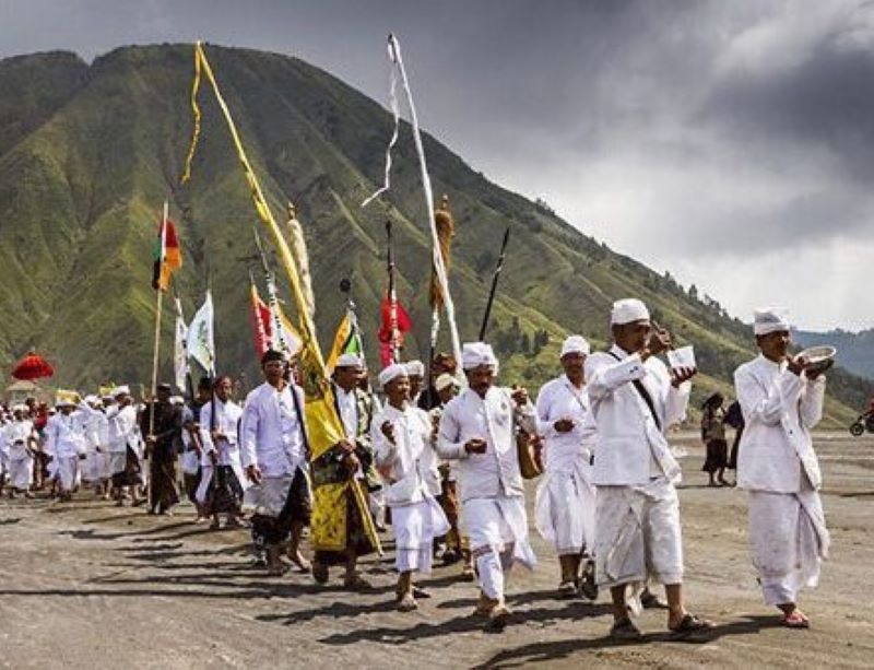 Ritual Adat Yadnya Kasada di Gunung Bromo