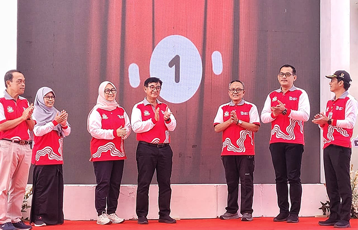 SIMBOLIS:&nbsp; Pj Bupati Magelang bersama jajarannya saat meluncurkan layanan Hospitarasa di RSUD Muntilan, Rabu (21/8).&nbsp;Dok: Prokompim Kabupaten Magelang