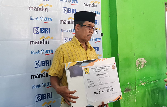 DAPAT UGR: Warga Sidomulyo mendapat Rp 2.891.726.802 karena ada satu bidang tanah miliknya yang terdampak pembangunan tol Jogja-Bawen.NAILA NIHAYAH/RADAR JOGJA