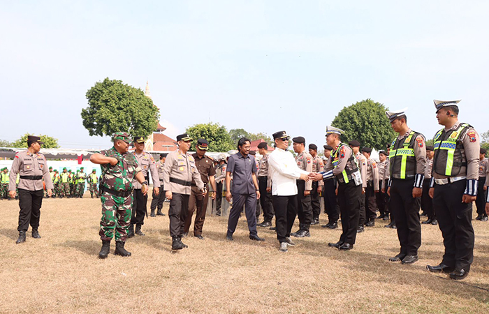 Polres Kebumen menggelar Apel Gelar Pasukan Operasi Mantap Praja Candi 2024-2025. (Dokumentasi Polres Kebumen)