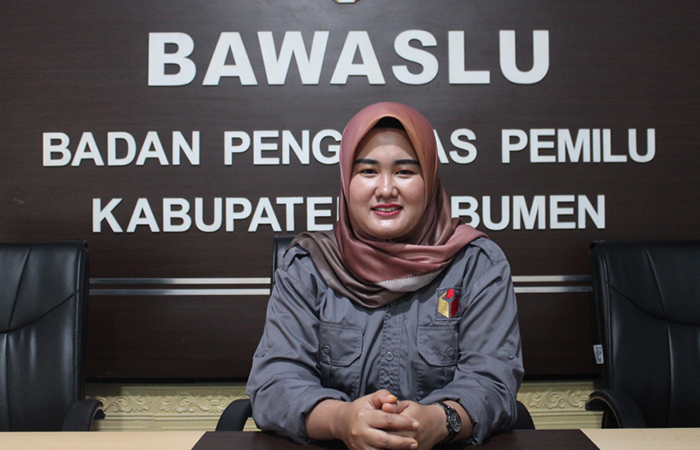 Anggota Bawalsu Kebumen Eka Rohmawati. (M Hafied/Radar Jogja)