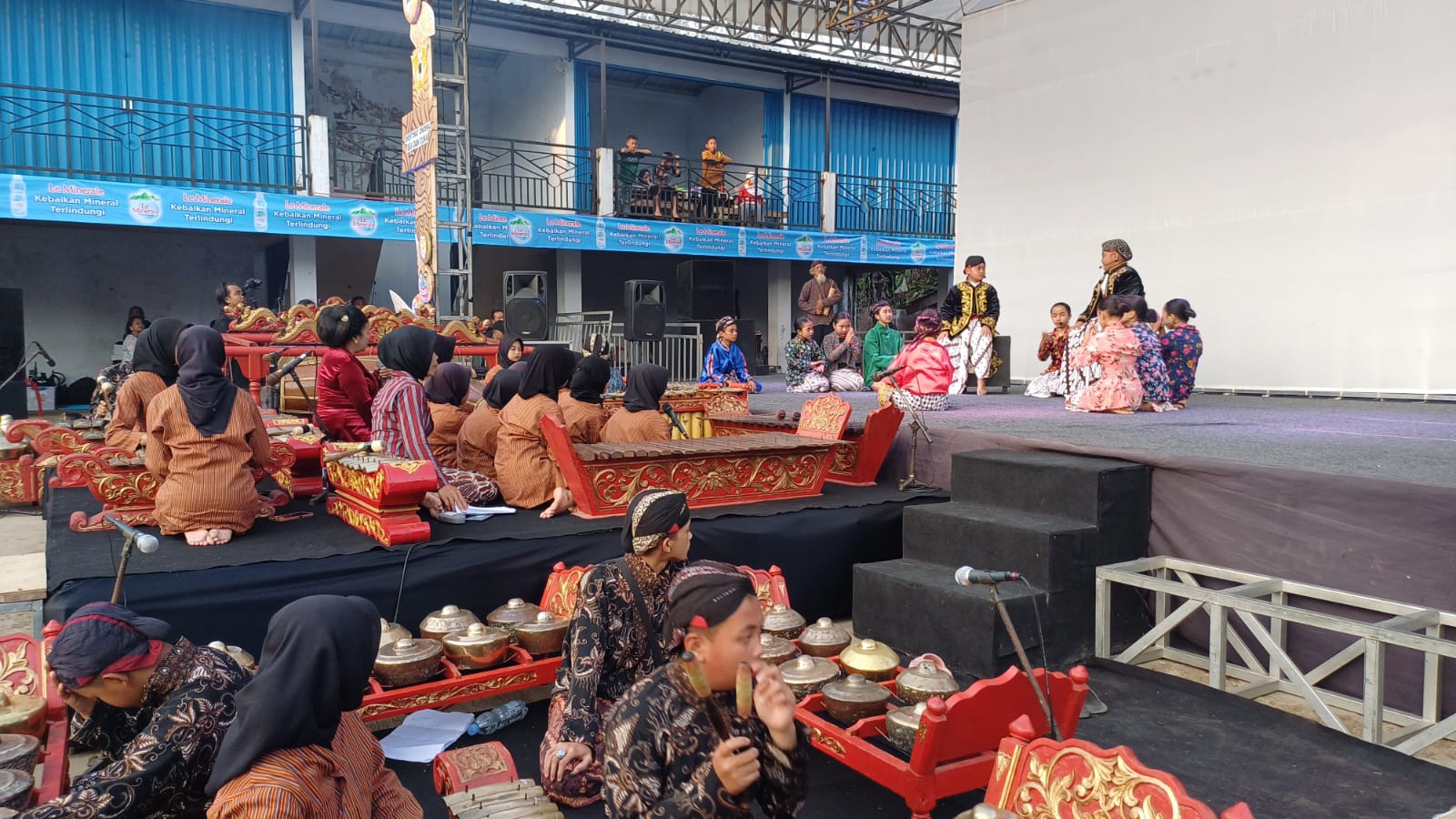 PELESTARI BUDAYA: Grup Putro Budoyo saat menampilkan pentas ketoprak Sumilakimg Pedut ing Purwocarito pada Parade Budaya Baritan Pandanrejo beberapa waktu lalu.&nbsp;(Desa Pandanrejo Untuk Radar Jogja)