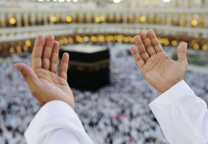 Tips  yang bisa dipakai ketika bapak-bapak umroh.