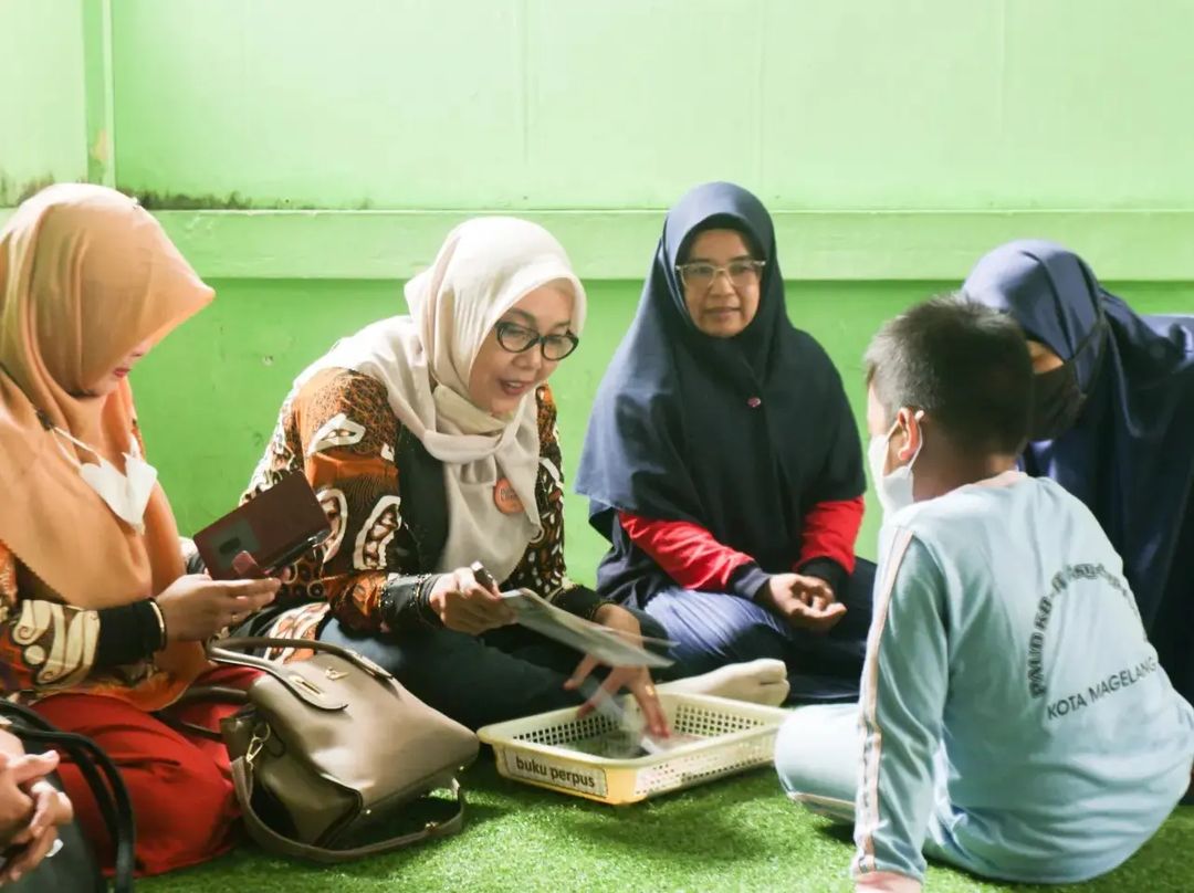 Bunda Literasi Kota Magelang Niken Ichtiaty Nur Aziz,