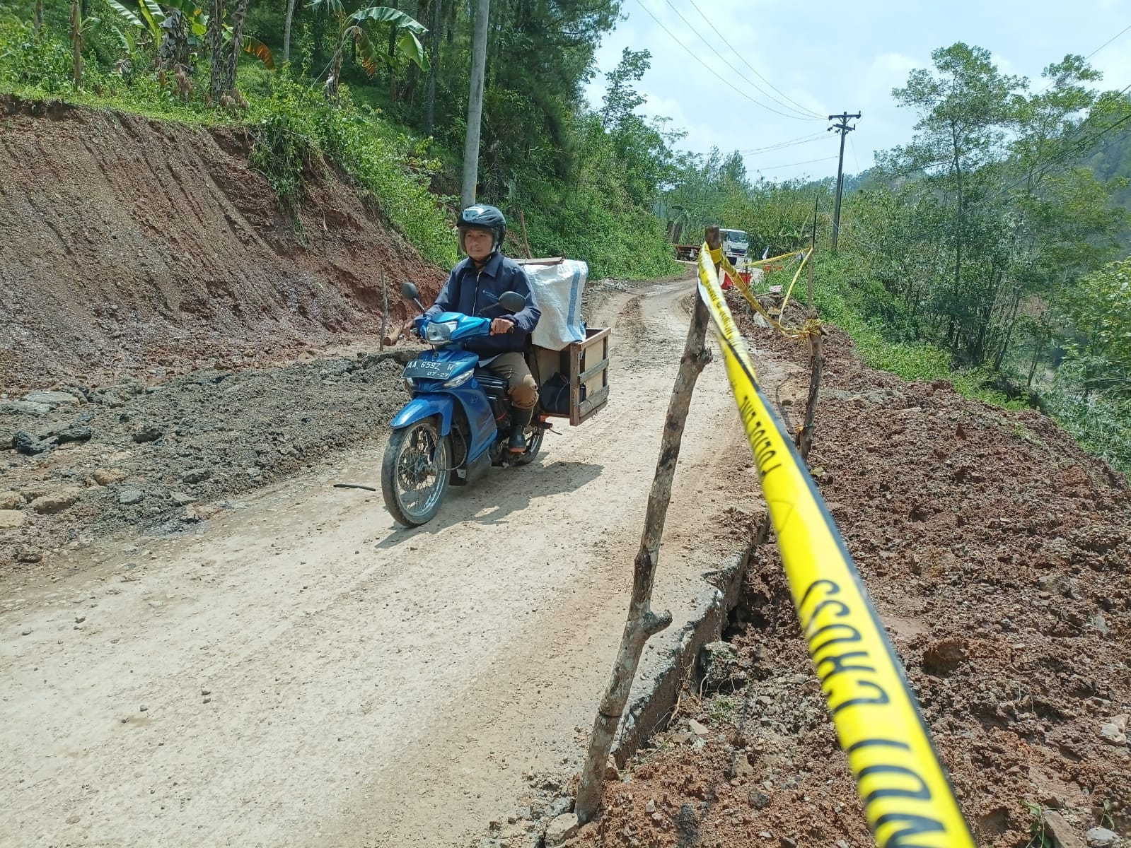 Akses Karangsambung-Sadang Kebumen Nyaris Putus, Warga Terancam Terisolir