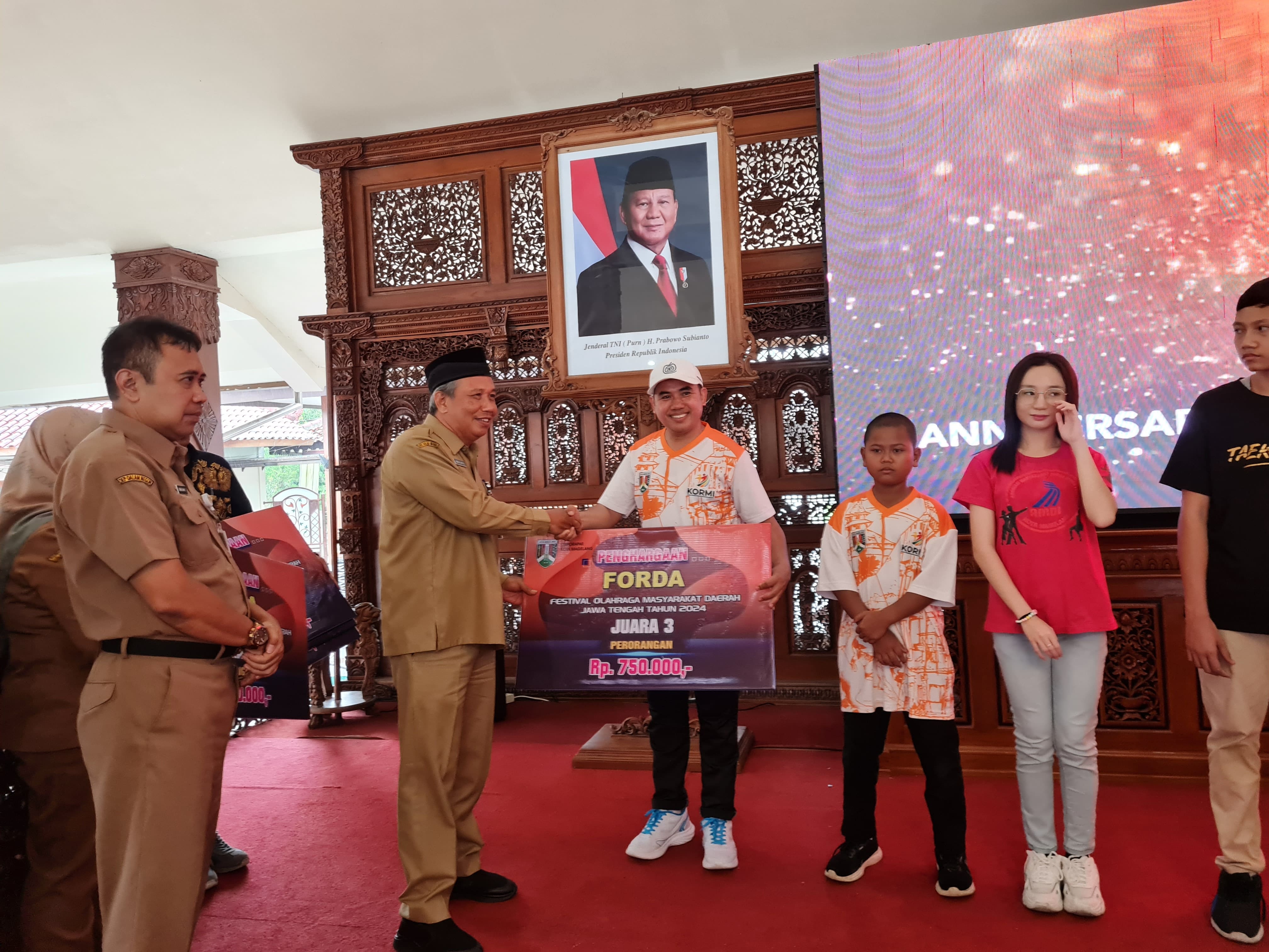 Pemkot Magelang Gelontorkan Rp 142 Juta kepada Atlet Berprestasi
