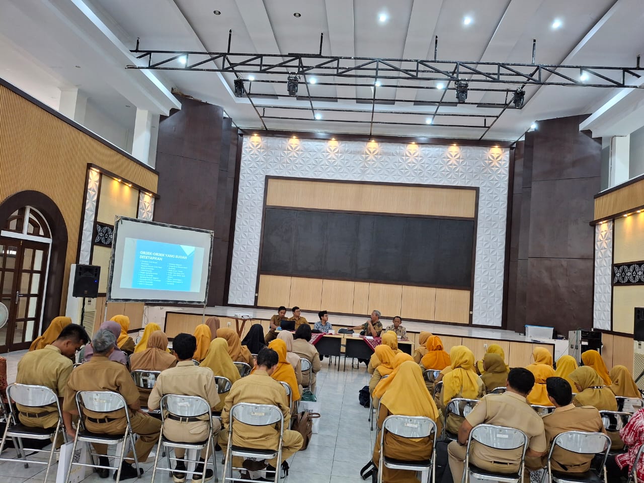 Dindikbud Purworejo menggelar sosialisasi cagar budaya di Kabupaten Purworejo pada Senin (9/12).