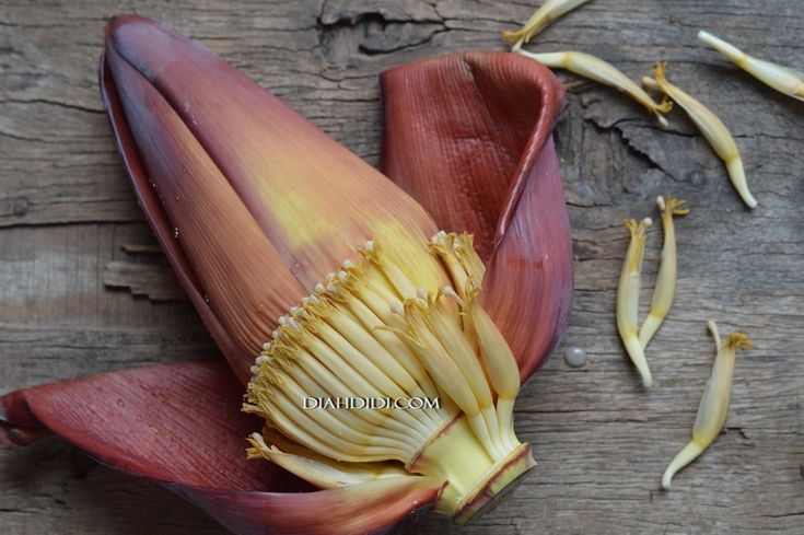 Jantung pisang dengan sederet manfaat bagi kesehatan.