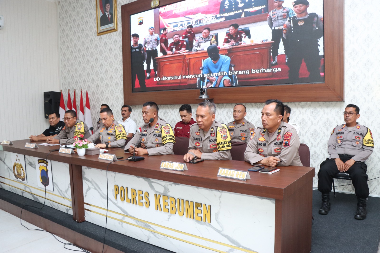 TUTUP BUKU : Polres Kebumen menggelar konfrensi pers tentang capaian kinerja selama tahun 2024.