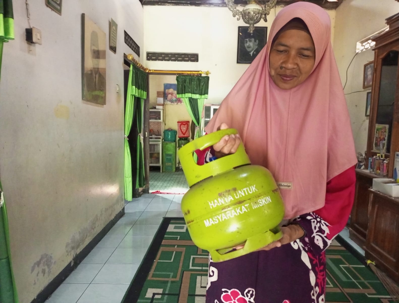 Warga Kebumen Keberatan jika Gas Melon Dijual Terbatas  &nbsp;