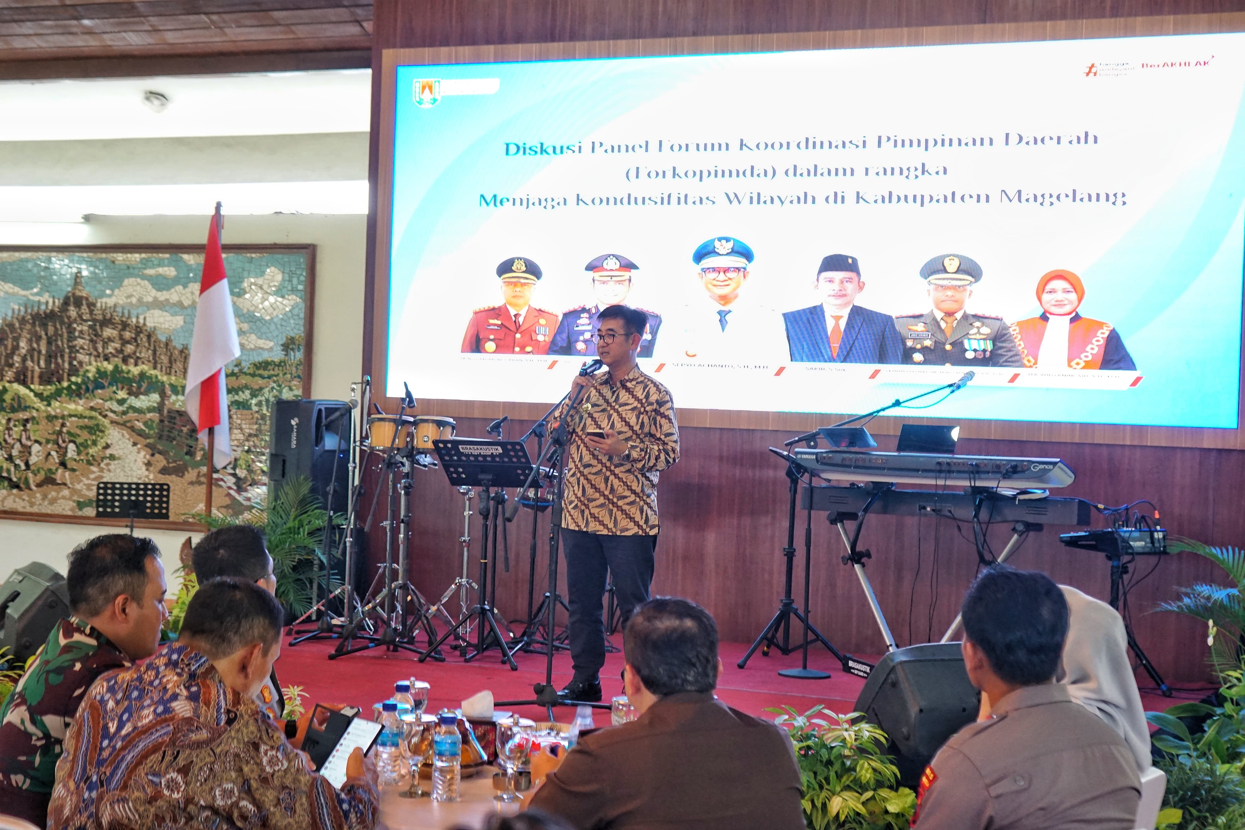 Dok: Prokompim Setda Kabupaten Magelang  &nbsp;  SELESAI BERTUGAS: Pj bupati Magelang berpamitan kepada jajaran forkompimda karena masa jabatannya telah usai.