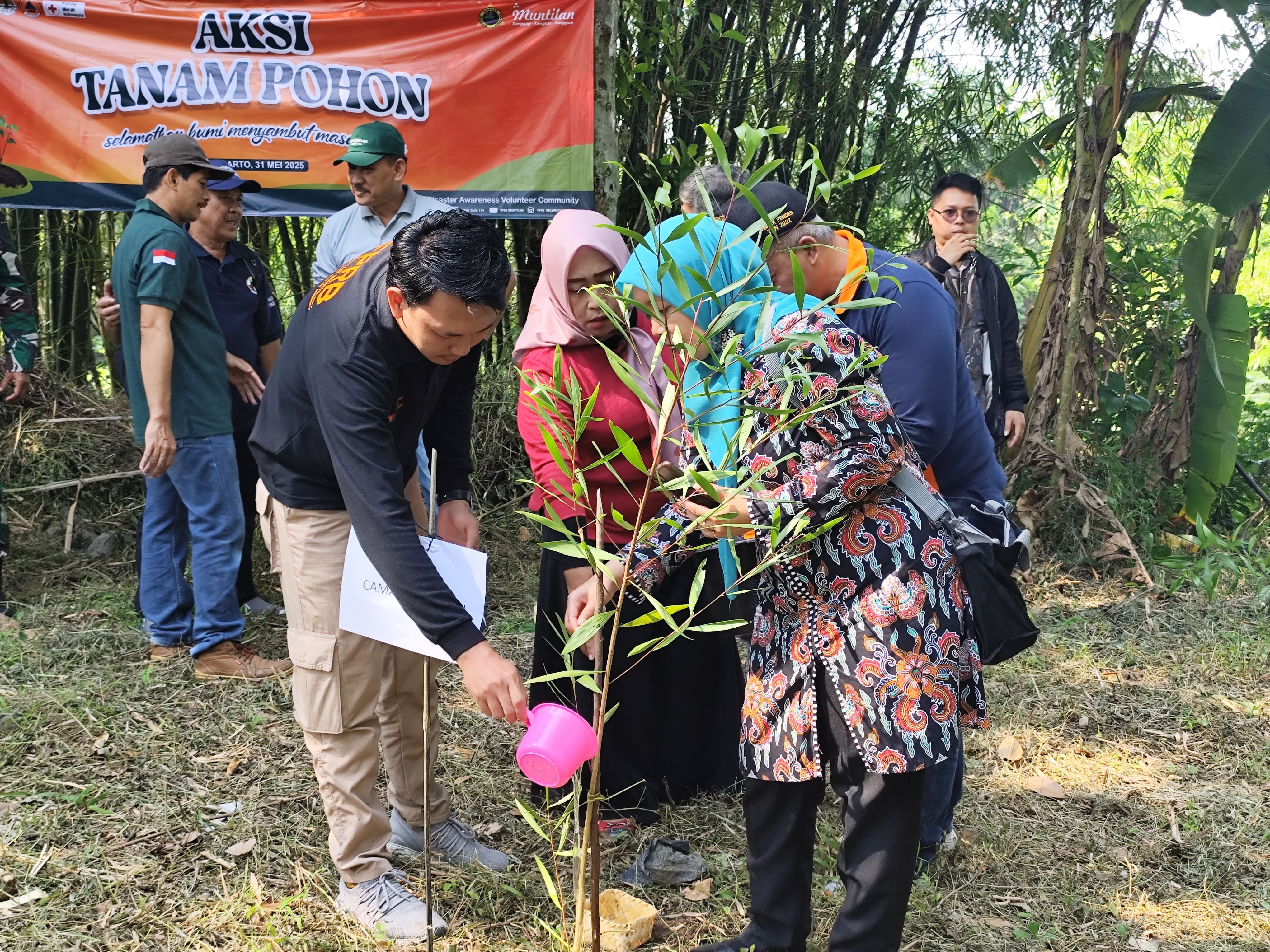 Kepala Dinas Lingkungan Hidup (DLH) Kabupaten Magelang Sarifudin menyebut, aksi ini bukan sekadar penanaman pohon. Melainkan sebagai investasi jangka panjang demi keberlanjutan generasi mendatang. Sup