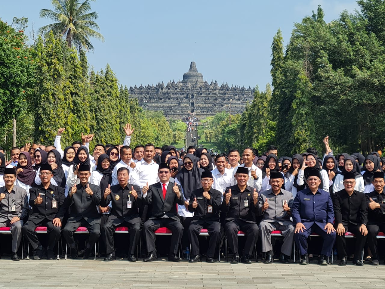 Pelayanan Masyarakat seperti Tumpukan Batu Candi, Sebanyak 551 ASN Pemkab Magelang Dilantik di Candi Borobudur
