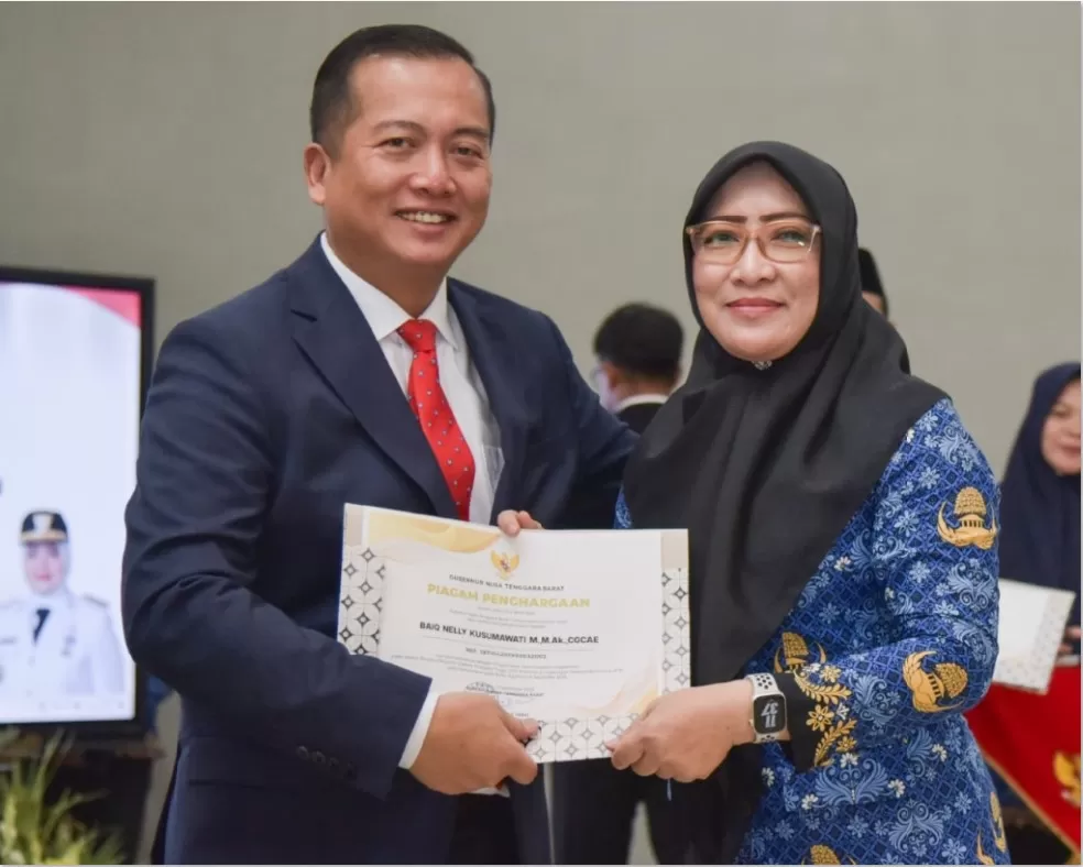 Gubernur NTB Lalu Muhammad Iqbal