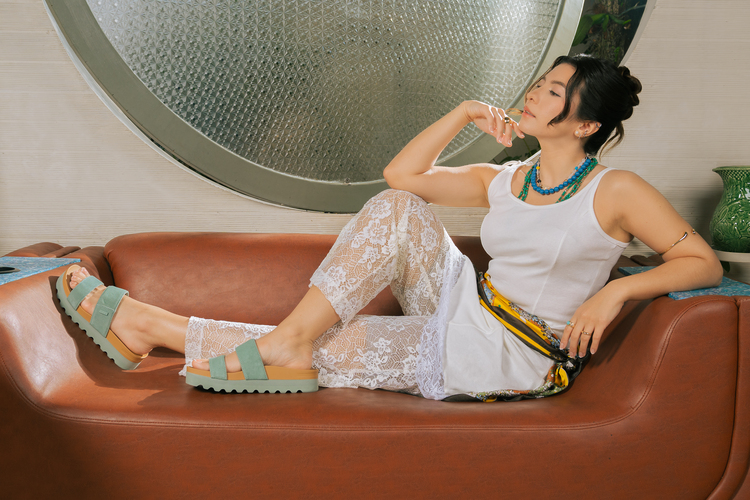 Shaloom Razade Jadi Brand Ambassador REEF Indonesia, Bagikan Tips Tampil Stylish dan Nyaman dengan Sandal