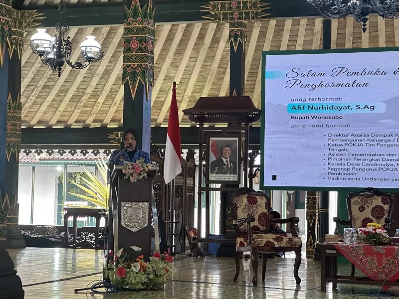 Pembinaan kelompok kerja Kampung Keluarga Berkualitas yang diadakan DPPKBPPPA Kabupaten Wonosobo, Selasa (28/10).