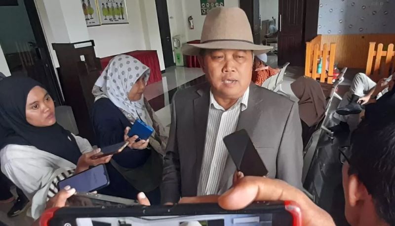 Kuasa hukum Lembaga Pengawasan dan Pengawalan Penegakan Hukum Indonesia (LP3HI) Bonyami Saiman ajukan gugatan praperadilan ke Kejari Karanganyar.
