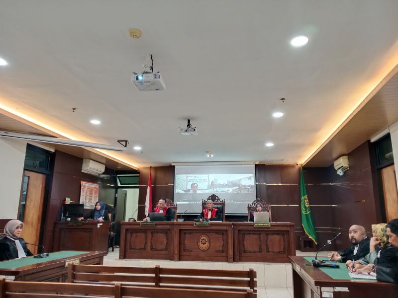 PROSES HUKUM: Sidang perkara terkait penganiayan driver ShopeeFood di Pengadilan Negeri Sleman Senin (24/11).
