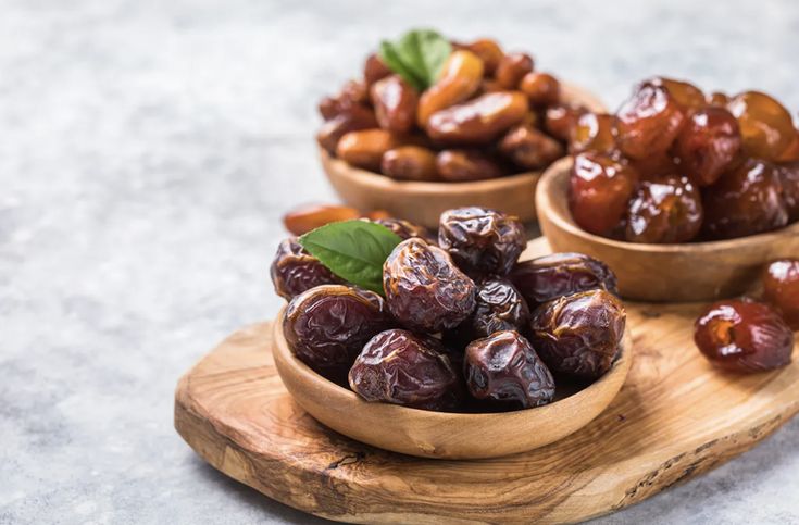 buah kurma buah yang di sebutkan didalam al-quran  foto : pinterest