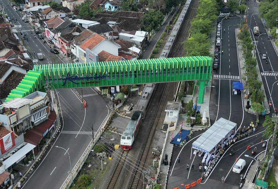 RESMI: Bupati Kulon Progo meresmikan JPO Jogoyudan menandai operasional JPO.