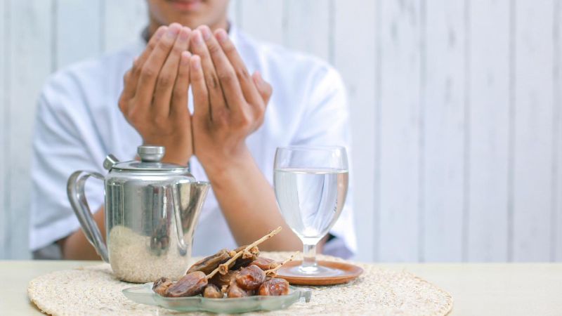 Puasa Ramadhan.