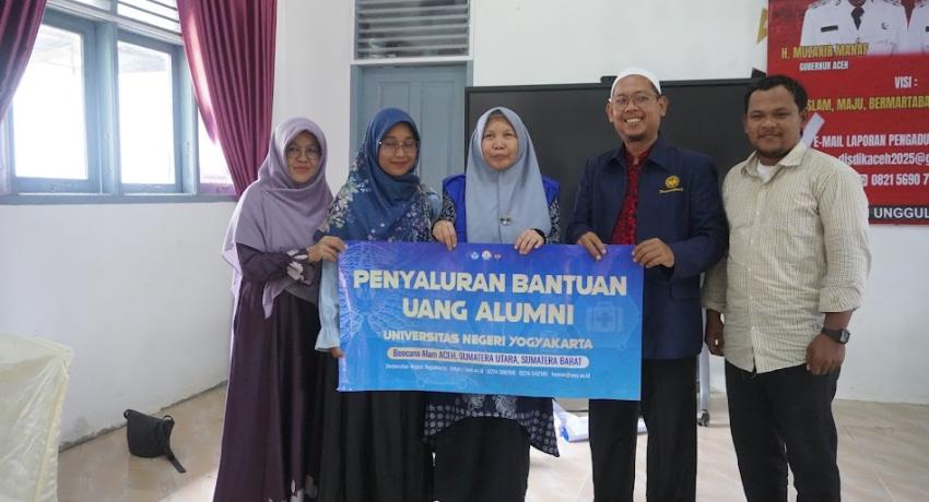 Kisah Alumni Bertahan dari Banjir Terparah Aceh, UNY Hadir Menguatkan di Saat Terkelam