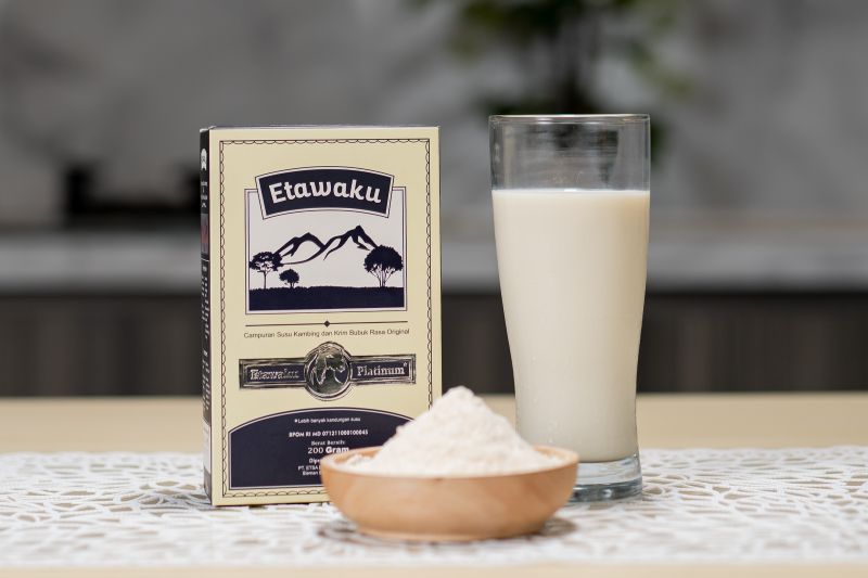 Etawaku: Susu Kambing Etawa rendah gula.