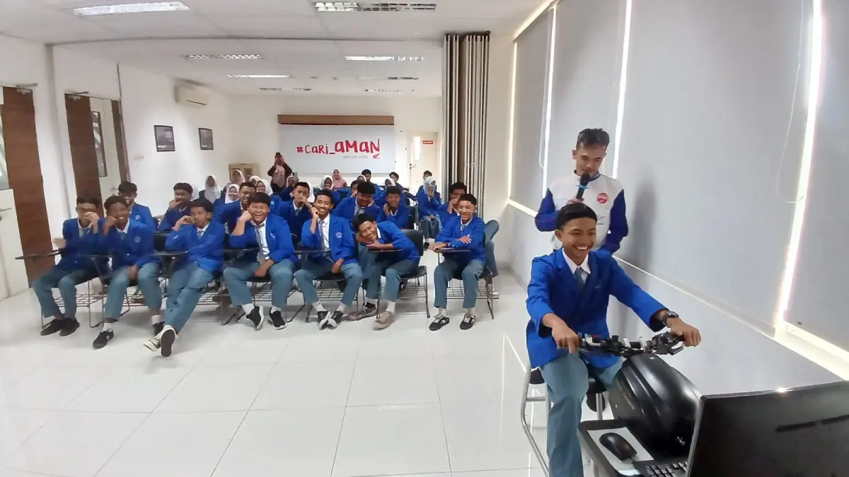 Astra Motor Yogyakarta selaku Main Dealer sepeda motor Honda wilayah Yogyakarta, Kedu, dan Banyumas, bersinergi dengan sejumlah biro wisata untuk menghadirkan fasilitas edukasi di Safety Riding Center (SRC) Yogyakarta bagi para siswa
