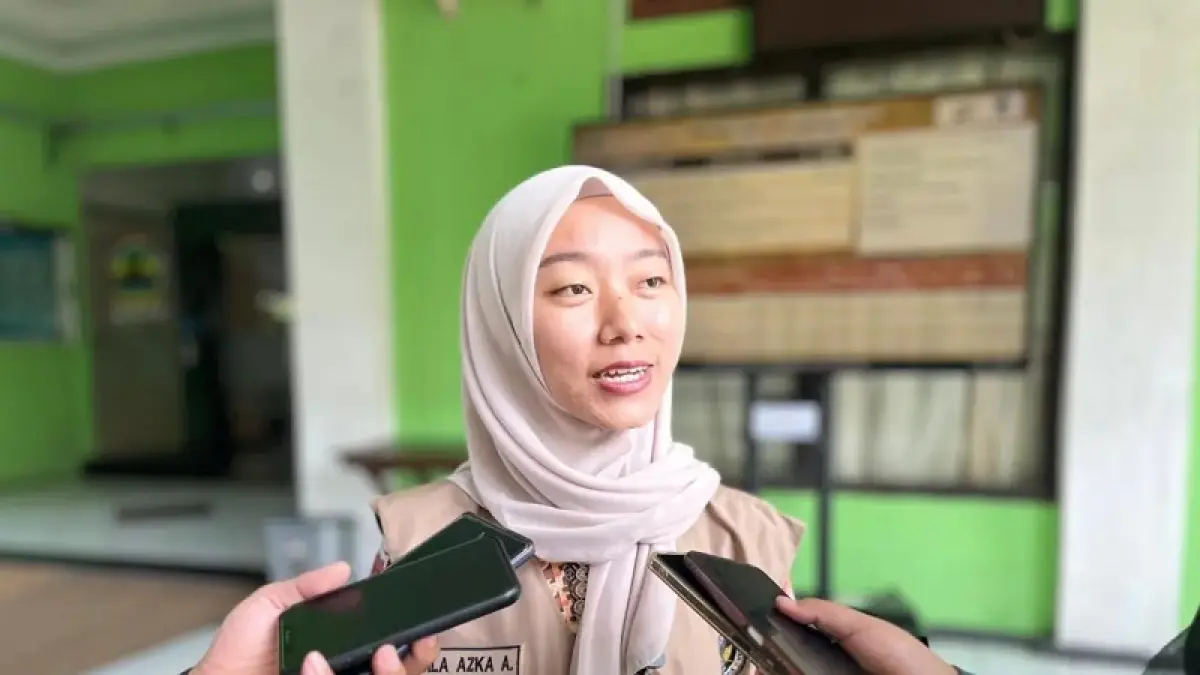 Humas PPIH Embarkasi Solo, Nabiila Azka Amaalia. ABDUL KHOFID/RADAR SOLO
