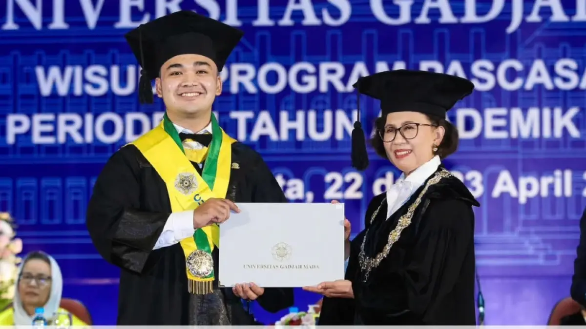 Wisudawan Termuda UGM Bedah Fenomena Perokok: Usia Tua Lebih Sukses Berhenti karena Faktor Penyakit