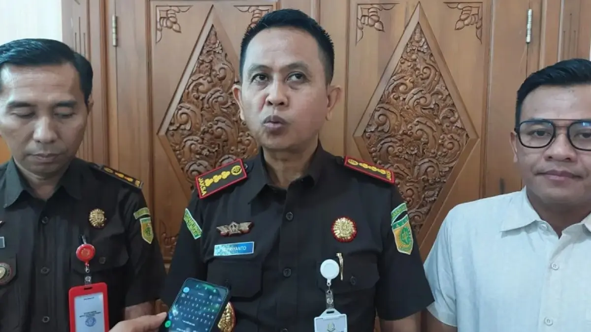 Kepala Kejari Solo Supriyanto beberkan kasus korupsi dana hibah KONI Solo. A. Christian/Radar Solo