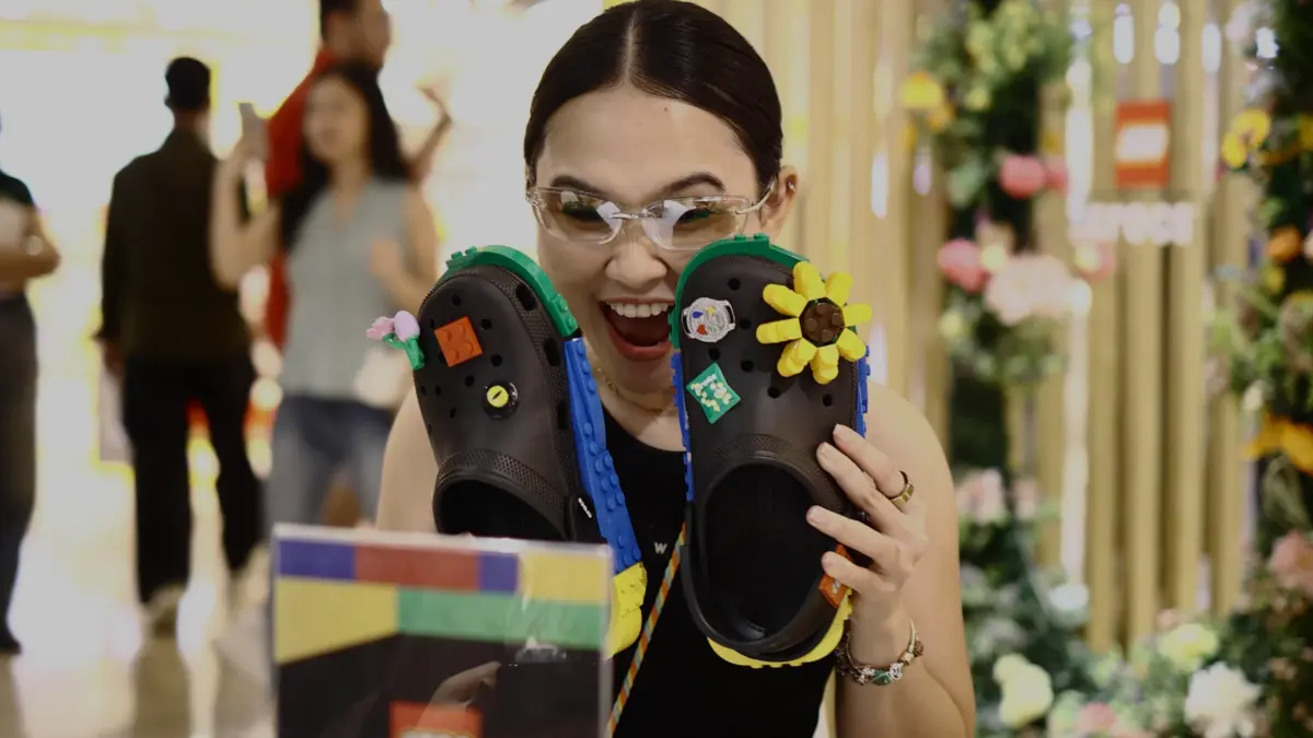 Padukan Fashion dan Permainan, Koleksi Terbaru Crocs x LEGO Resmi Hadir di Indonesia

Ekspresikan Dirimu! Crocs x LEGO Luncurkan Koleksi Clog Kreatif dengan 30 Pilihan Jibbitz™