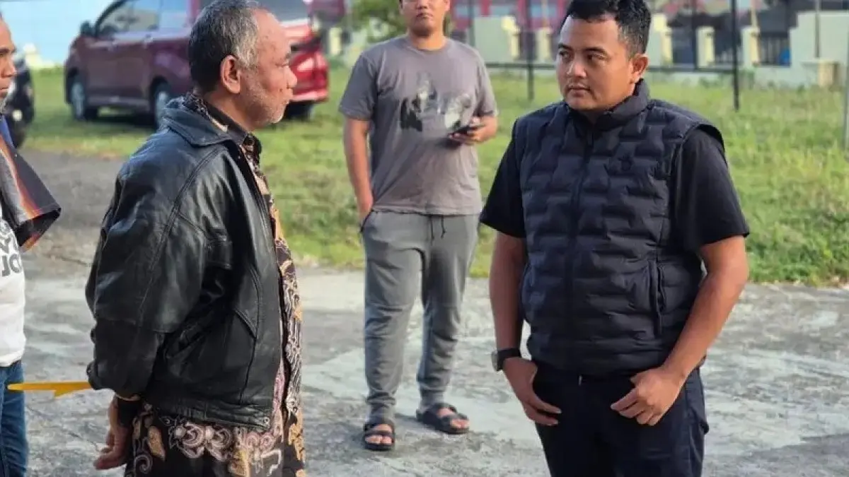 Ashari (kiri) ditangkap saat bersumbunyi di Kecamatan Purwantoro, Wonogiri, Kamis (7/5/2026). ISTIMEWA