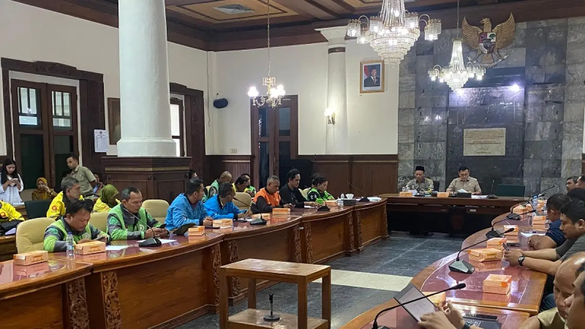 SESI AUDIENSI: Wakanda Jogjakarta menyampaikan berbagai persoalan kemitraan kepada jajaran legislatif DPRD DIY Senin (18/5/2026). Fahmi Fahriza/Radar Jogja
