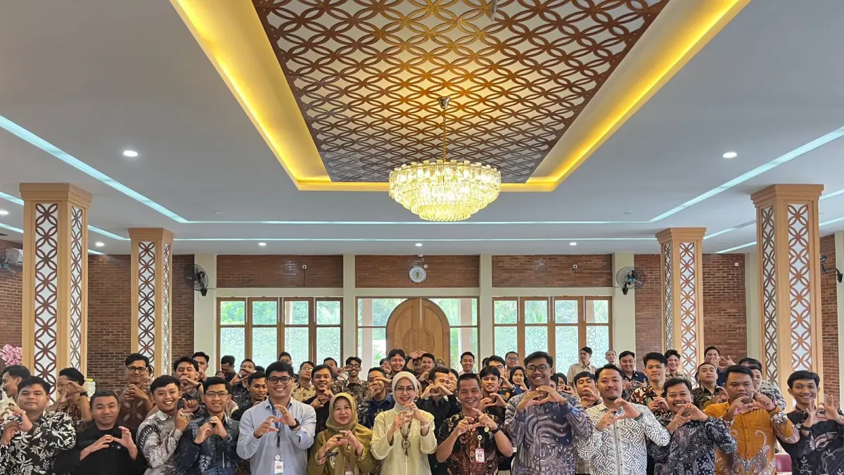 Pengelola dapur Makan Bergizi Gratis (MBG) diberi pemahaman pentingnya pekerja atau relawan tercatat sebagai peserta Jaminan Kesehatan Nasional (JKN). (Dokumentasi Prokopim Purworejo)

