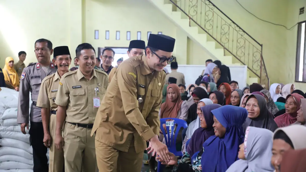 Cadangan Pangan Pemerintah Terus Disalurkan, 108 Ribu Masyarakat Purworejo Terima Bantuan Beras dan Minyak