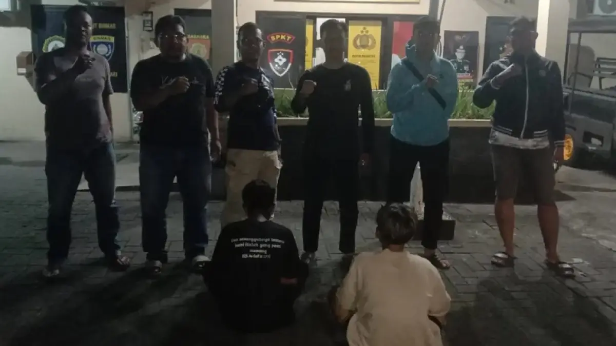 Dua pelajar pelaku curanmor dibekuk dan diamankan di Mapolsek Baki, Kabupaten Sukoharjo. Dok. Kapolsek Baki


&nbsp;