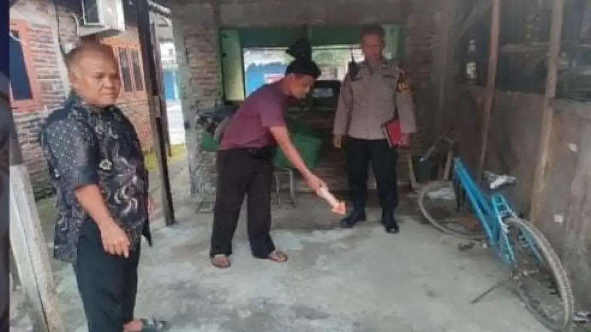 Polisi olah TKP penangkapan pelaku curanmor di Sragen. (Ahmad Khairudin/Radar Solo)