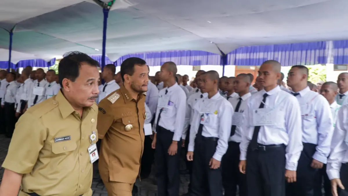 Gubernur Jawa Tengah Ahmad Luthfi hadiri Program Magang ke Jepang 2026 di Kantor Dinas Ketenagakerjaan dan Transmigrasi Provinsi Jawa Tengah, Senin, 6 Juli 2026.&nbsp;