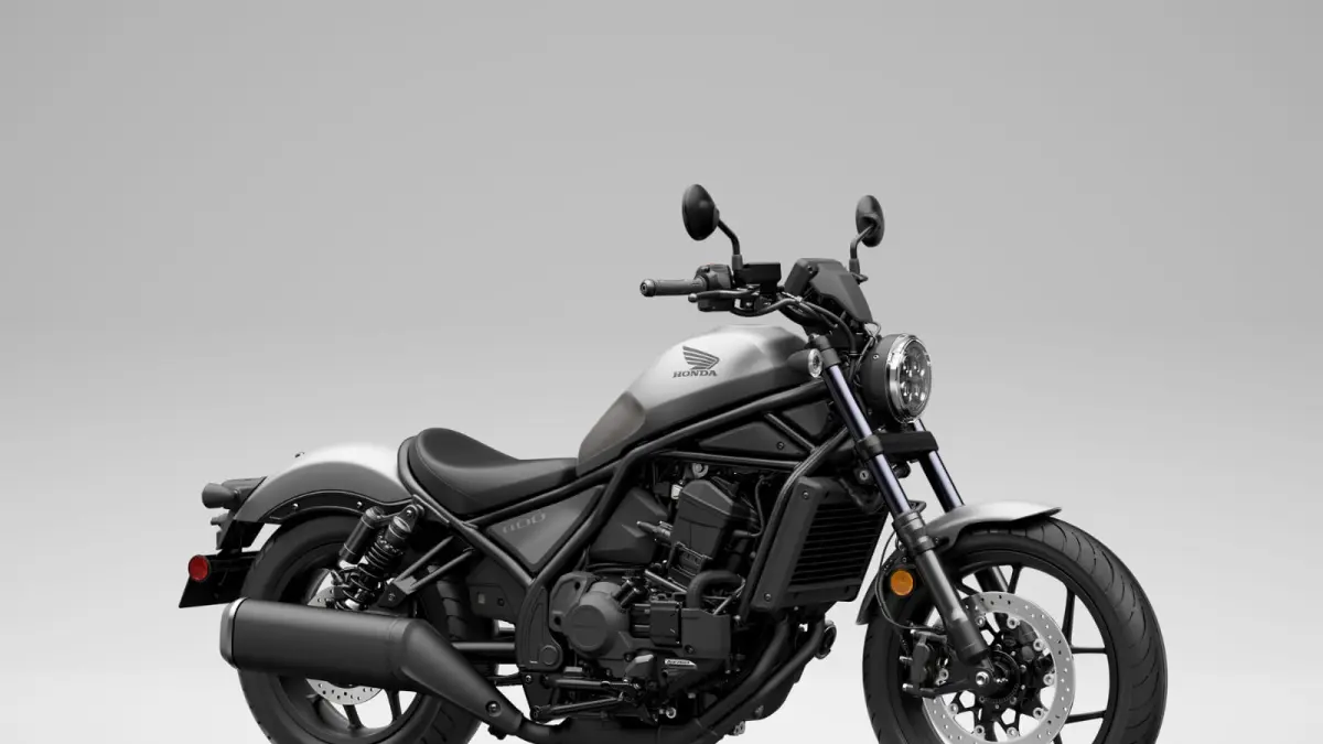 PT Astra Honda Motor (AHM) menghadirkan penyegaran pada big bike New Rebel 1100 melalui pilihan warna terbaru Matte Beta Silver Metallic