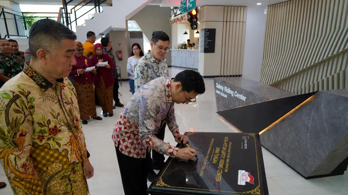 Astra Motor selaku Main Dealer sepeda motor Honda dan bagian PT Astra International Tbk secara resmi membuka Astra Motor Safety Riding Center Jawa Tengah