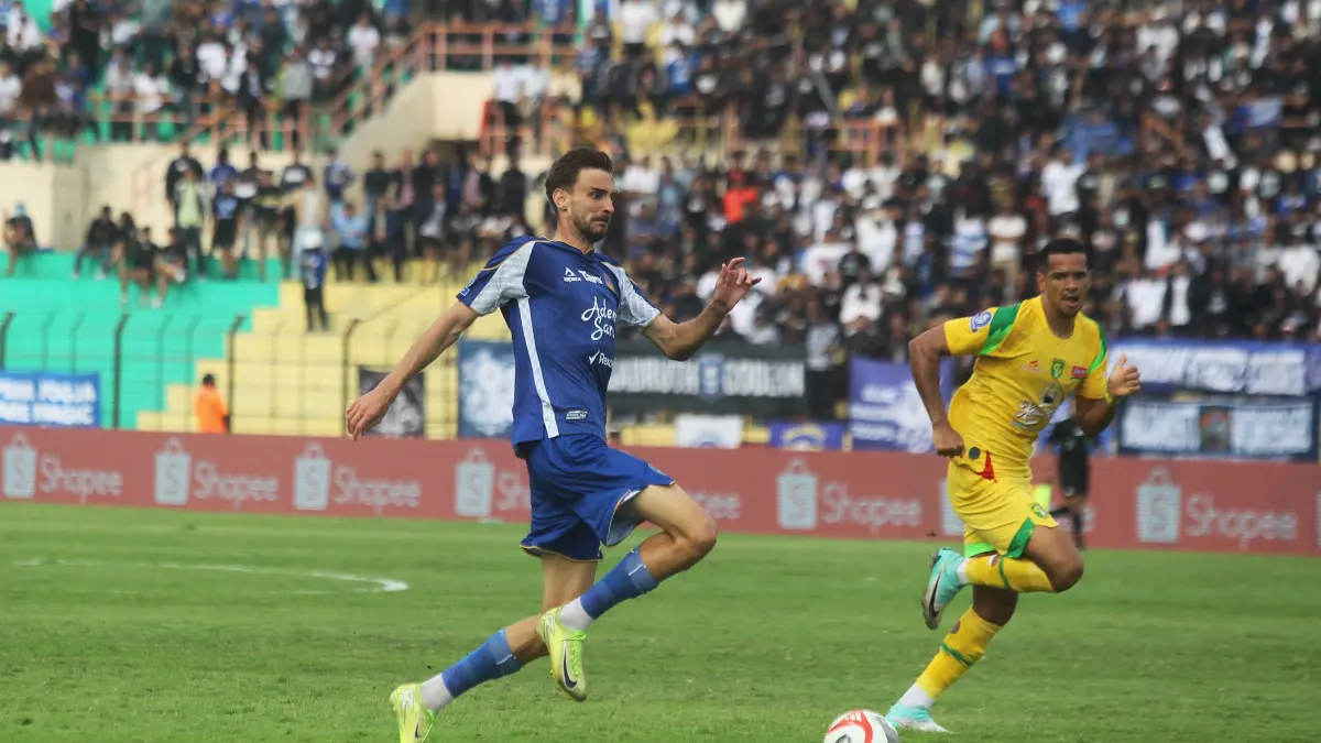 Penyerang PSIM Jogja Nermin Haljeta