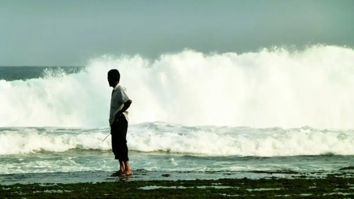 Pantai Kukup, Kabupaten Gunungkidul, Daerah Istimewa Yogyakarta. (Unsplash)